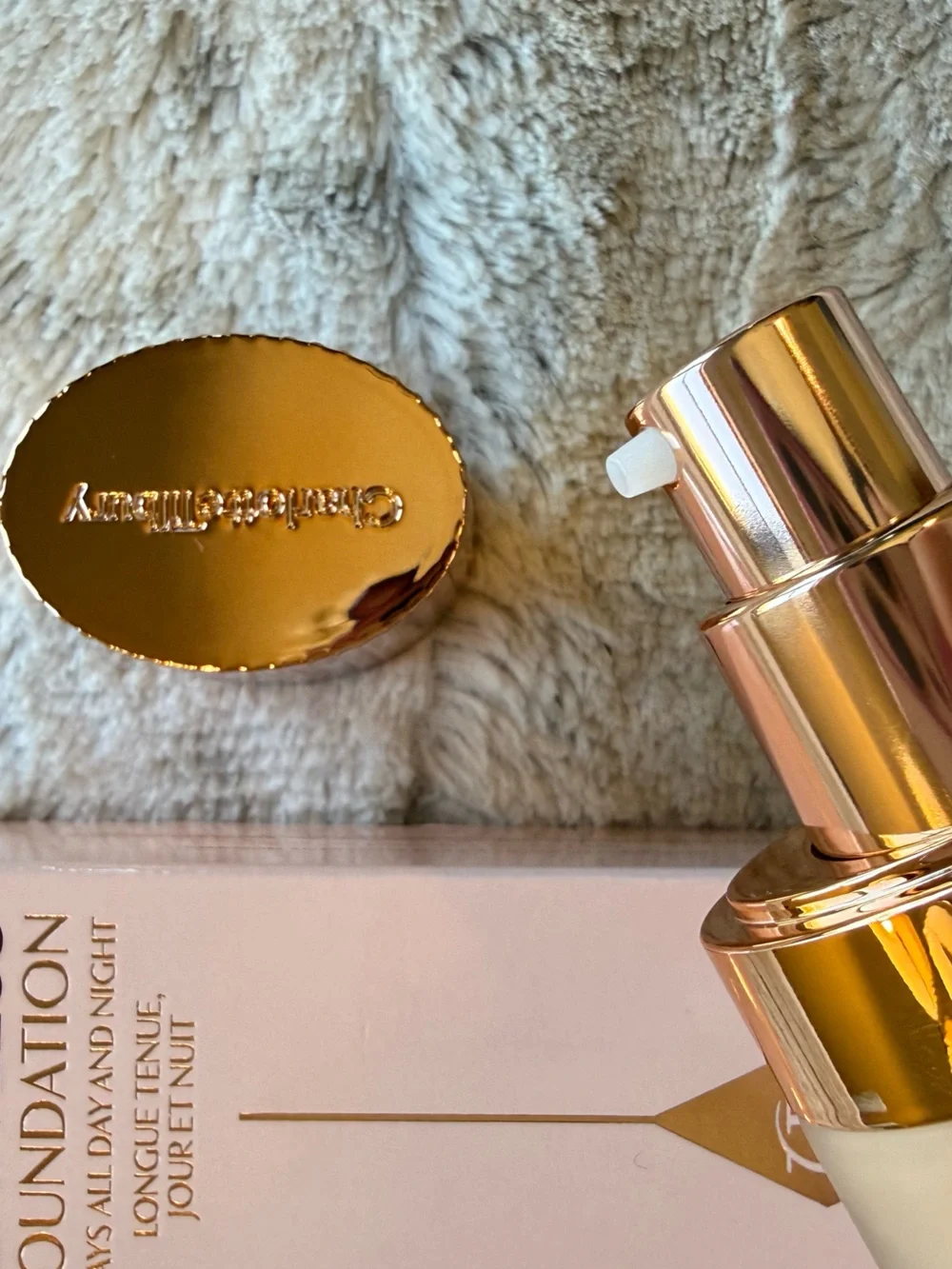 NEW💖CHARLOTTE TILBURY 4 NEUTRAL Airbrush Flawless Longwear Foundation